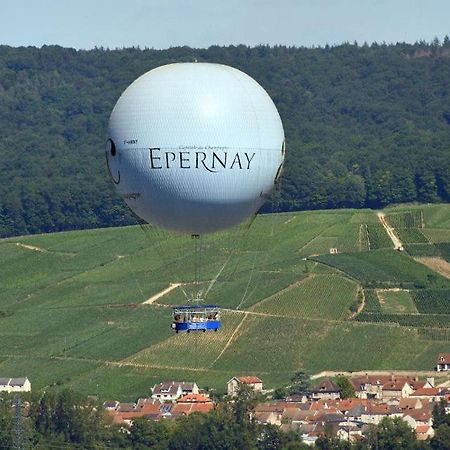 "Le Duo" Studio Cosy Au Coeur D'Épernay Zewnętrze zdjęcie